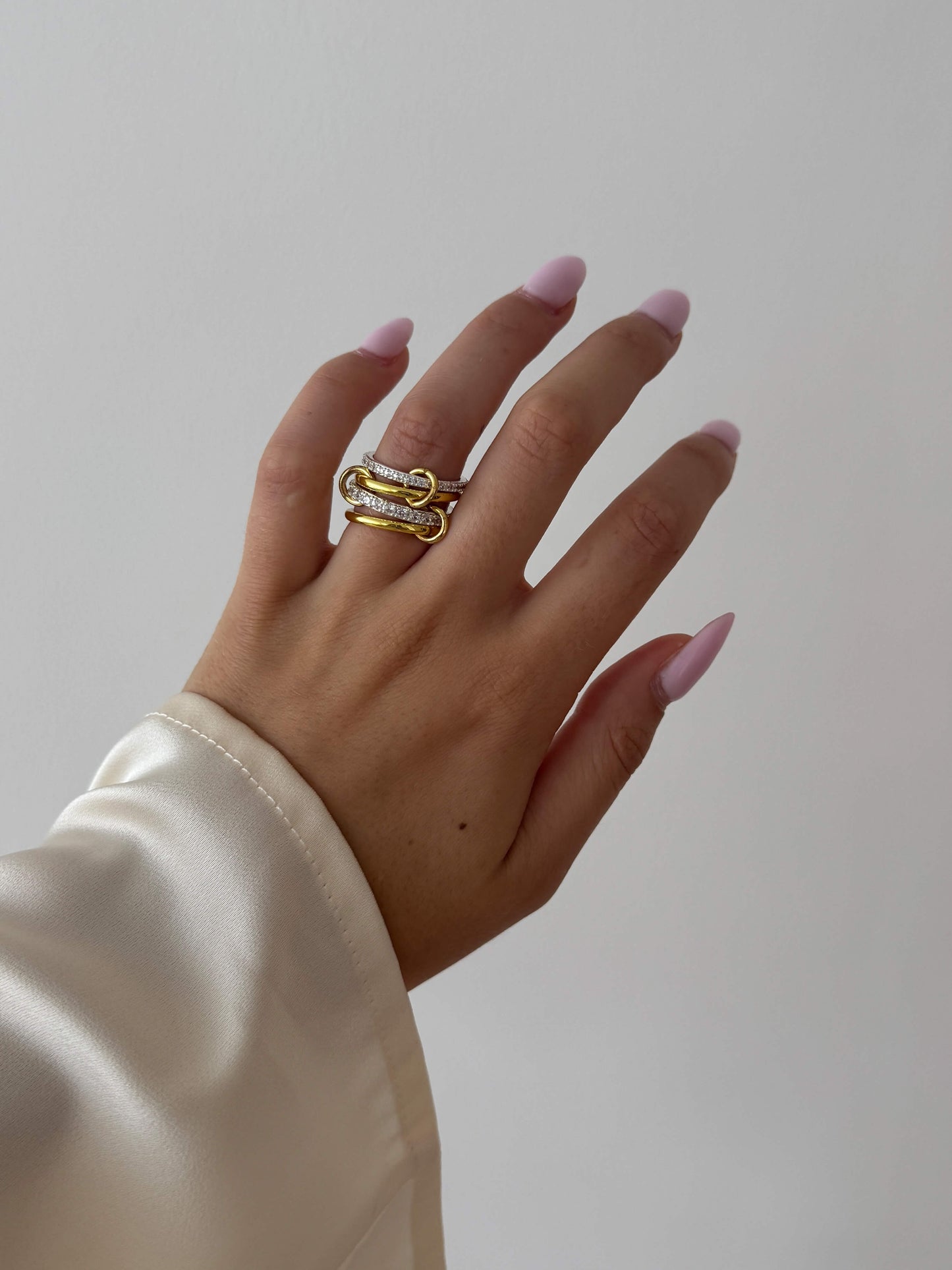 Bague Vanya