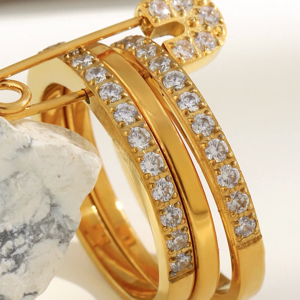 ZEYA - Monica Pinned Zirconia Ring